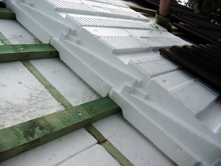 Izolace střechy polystyrenem